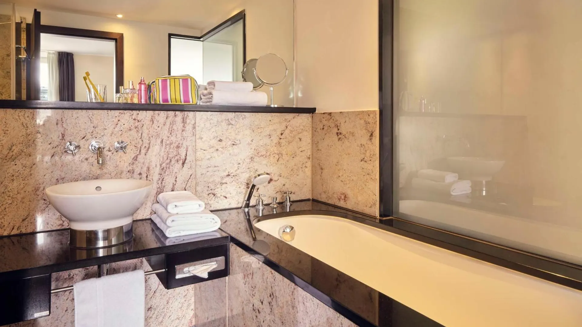 Metropolitan Hotel By Flemings Φραγκφούρτη 4*,  Γερμανία